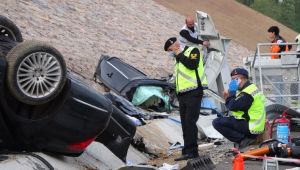 4 kişinin öldüğü kazada hurdaya dönen otomobilin şoförü izinliymiş