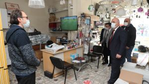 Başkan Bıyık, Ramazan’da sokak sokak geziyor