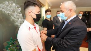 Başkan Büyükgöz’ün Şampiyon Konukları