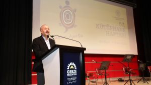 'Kitapla kurulmuş bir medeniyetin çocuklarıyız'