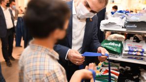 Çayırova Belediyesi 500 yetim ve öksüz çocuğu giydirdi