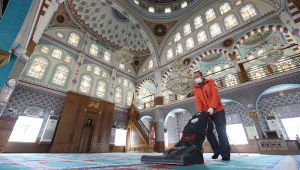 Çayırova’da Camiler temizleniyor