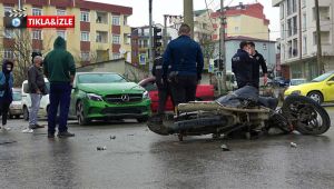 Gebze’de otomobil ile motosiklet kavşakta çarpıştı: 2 yaralı