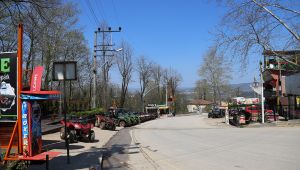 Her yıl uzun kuyruklar oluyordu, şimdi sokakları sessizliğe büründü