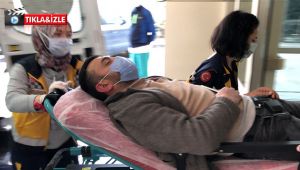 Karnına sapladığı bıçakla kendini öldürmeye çalıştı