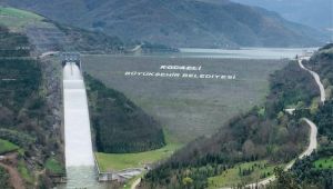 Su seviyesi yüzde 98’e yükselen Yuvacık Barajı’nda kapaklar açıldı