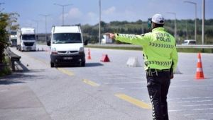 Seyehat yasağı ve sıkı denetimler bugün başlıyor!