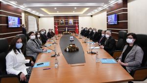 Vali Yavuz Bakanların toplantısında katıldı!