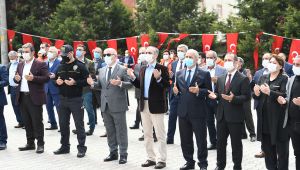 Yardım tırları Çayırova’dan uğurlandı