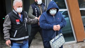 Yaşlı adamı ellerini bantlayarak öldüren 5 kişi tutuklandı