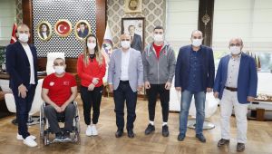 Avrupa'da bronz madalya kazanan Altun'a tam altın