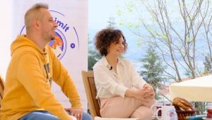 ‘Çay Simit İzmit’ ilk ünlü konuklarını ağırladı