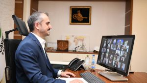 Çiftçi, video konferansla bayramlaştı