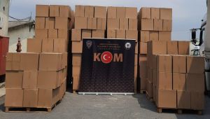 Darıca'daki Tır ve depodan milyonlarca kaçak ürün çıktı