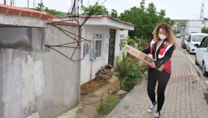 Evi yanan aileye yardım eli