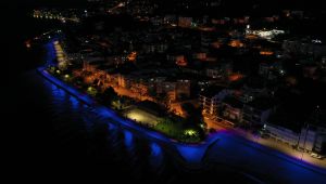 Fotoğraf makineleri, cep telefonları hazır mı?