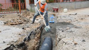 Altyapı ve üstyapı çalışmaları tam gaz