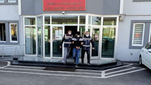 Berberi ve arkadaşını bıçaklayan şahsa 4 yıl hapis