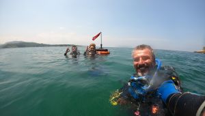 Deniz salyası istilası dalgıçları Karadeniz’e yönlendirdi