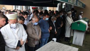 Eski Başkan Hüseyin Üzülmez toprağa verildi