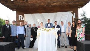 Fikri Ünver kızını evlendirdi