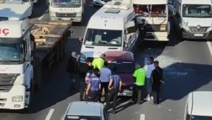 Gebze'de zincirleme kaza: 2 yaralı