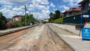 Gölcük Başak Caddesi’nde üstyapı yenileniyor