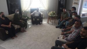 İlçe Başkanı Acay İHA muhabiri Uslu'ya ziyarete gitti