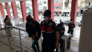 Jandarmadan uyuşturucu tacirlerine operasyon: 4 gözaltı