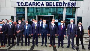 Karaismailoğlu, Darıca sahilindeki metro çalışmalarını inceledi