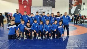 Minik güreşçiler milli takım yolunda
