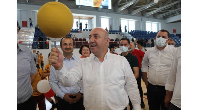 3 bin çocuk ile dolu dolu spor