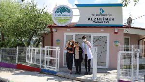 Alzheimer Yaşam Evi'nde faaliyetler sürüyor