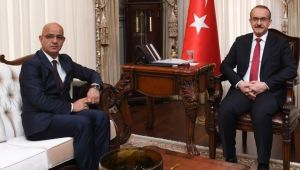 Aydın Ünlü'den Vali Yavuz'a ziyaret