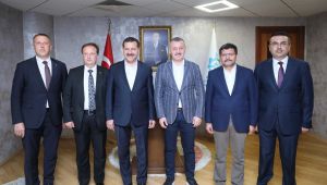 Başkan Büyükakın’ı, Kurtdereli Mehmet Pehlivan Güreşleri’ne davet ettiler