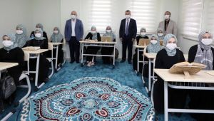 Büyükakın, “Çocuklarımızın her anında yanlarındayız’’