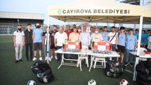 Çayırova'da spor kulüplerine malzeme desteği