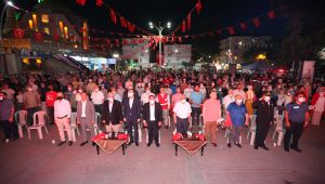 Derince’de demokrasi nöbeti