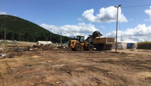 Derince’de kurban pazarı alanı temizlendi