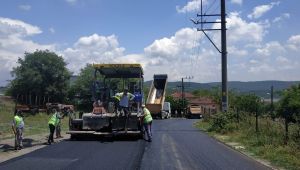 Dilovası Tepecik'e aşınma asfaltı seriliyor
