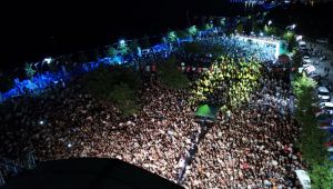 Ece Seçkin Karamürsel’i coşturdu