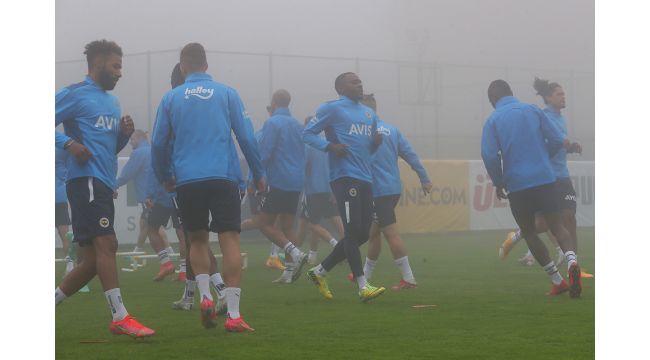 Fenerbahçe'de 4 futbolcu A Takımda yer almayacak