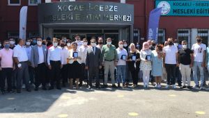 Gebze Mesleki Eğitim'de ilk lise diplomaları verildi