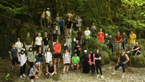 Gençler eğlenceyi doğada buldu