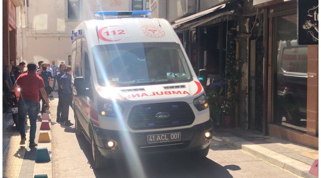 Gençleri uyaran şahsı defalarca bıçakladılar