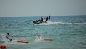 Kandıra sahillerinde denize girmek yasaklandı