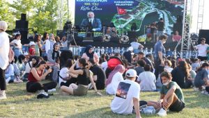 Karamürsel Sahili’ne Yaz Neşesi geldi