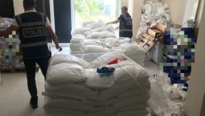 Kocaeli’de 12 ton taklit toz deterjan ele geçirildi