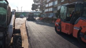 Kuruçeşme tramvay hattında genişletilen yola asfalt serildi