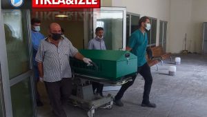 Oksijen tüpüne bağlıyken sigara içmek isteyince canından oldu